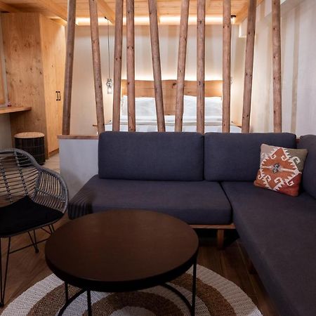 Theros By Agora Luxury Apartments In The Heart Of Heraklion Экстерьер фото
